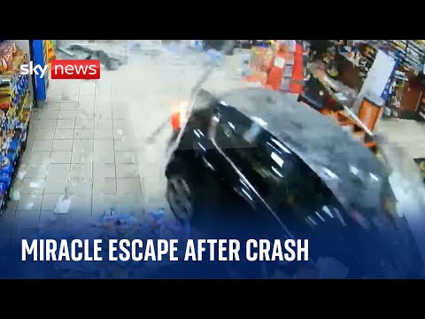 Florida: Driver strikes pedestrian and crashes into shop