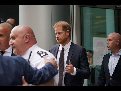 Prince Harry slams Piers Morgan and the government in historic High Court trial | ITV News