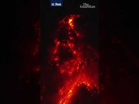 Philippine’s most active volcano erupts releasing streams of lava