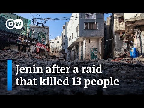 Israel’s military has carried out its largest raid in 20 years in the Jenin refugee camp | DW News
