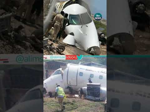 Miracle escape as plane crash-lands and splits in two #itvnews #news #somalia #planecrash