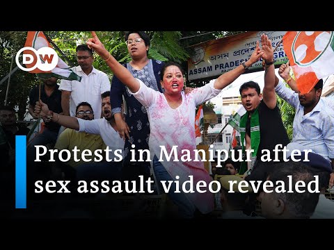 India: Mob burns suspect’s house over naked women video | DW News