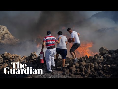 Local people join firefighters in battling wildfires on Rhodes