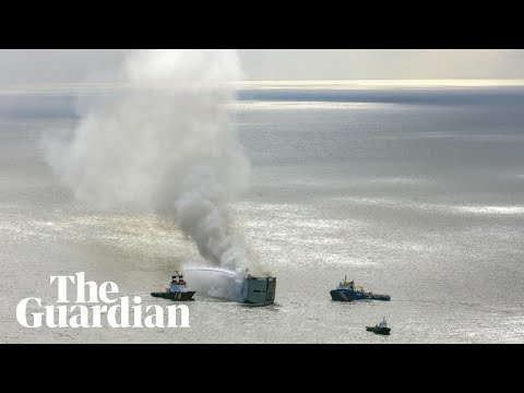 Cargo ship carrying 3,000 vehicles continues to burn off Dutch coast