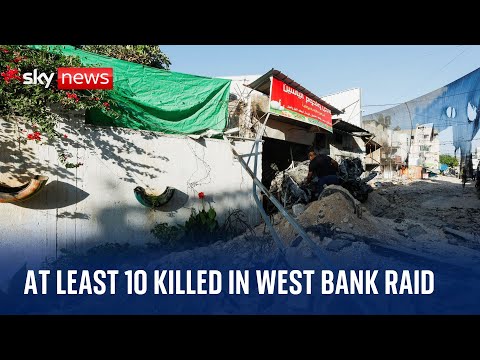 West Bank raid: At least 10 Palestinians killed as thousands flee Jenin refugee camp