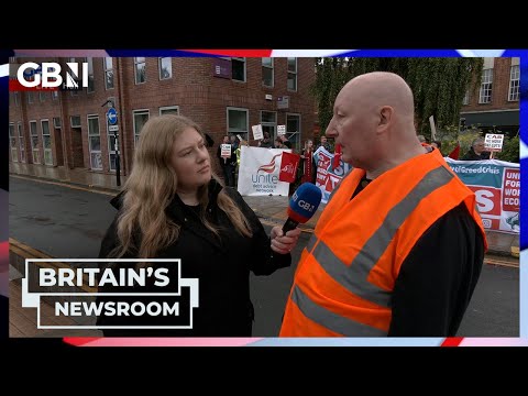 Citizens Advice strike: ‘We’ve had enough!’ | Protesters walk out in Hull over pay