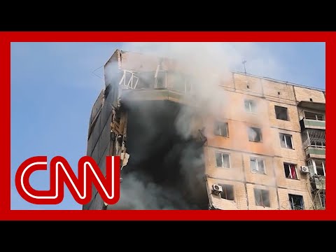 Video shows aftermath of Russian missile attack in Zelensky’s hometown
