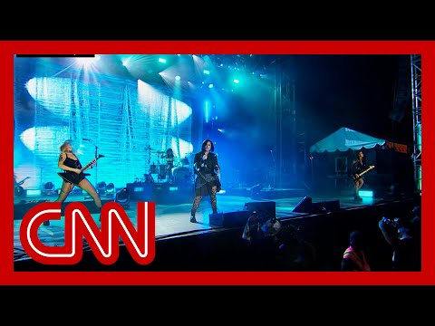 Demi Lovato performs ‘Cool for the Summer’ during July 4th celebration