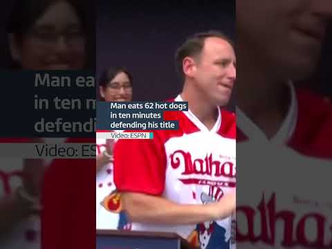 Man eats 62 hot dogs in ten minutes defending his title #4thjuly #usa #competition #hotdog