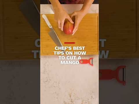 Chef’s best tips on how to cut a #mango #cnn #kitchenhack #shorts