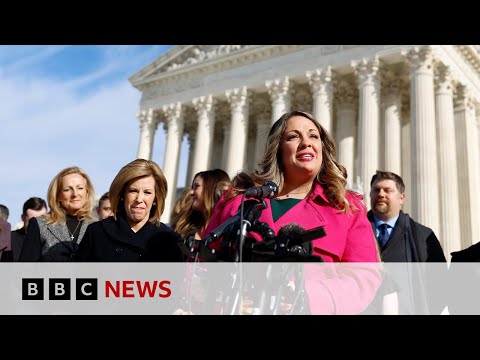 US Supreme Court rules designer can refuse LGBT couples – BBC News