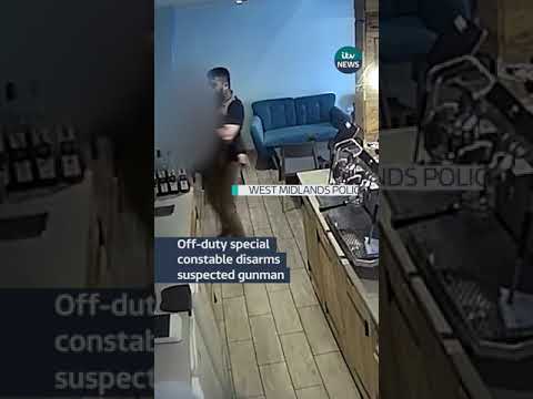 Off duty constable disarms suspected gunman in Birmingham #itvnews #Birmingham #uk