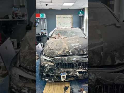 BMW crashes into shop in Warrington after ‘doing doughnuts in the car park’ #news #bmw #warrington