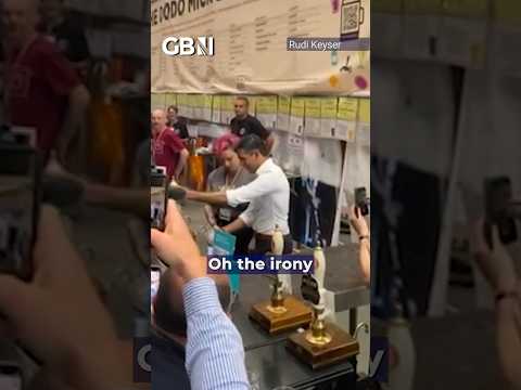 Rishi Sunak heckled as he pulls a pint after raising alcohol duty #PrimeMinister #RishiSunak #GBNews