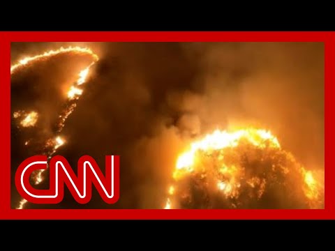 Video shows Hawaii wildfires spreading across Maui