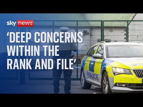 Police data breach in NI ‘looks particularly unprofessional and incompetent’