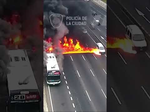 Fire engulfs bus on Argentinian highway
