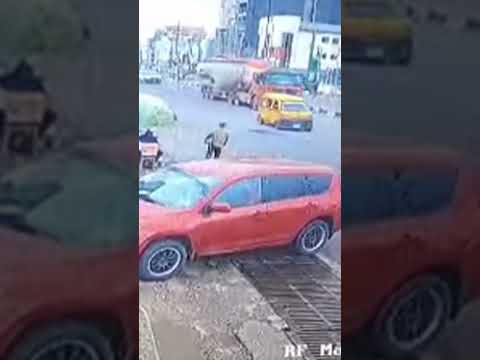CCTV captures moment light plane crashes on road in Nigeria, injuring two