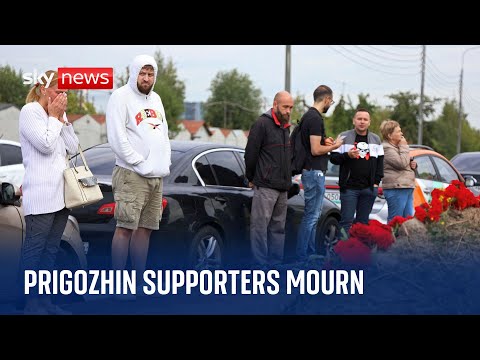 Wagner boss: Prigozhin supporters gather to mourn and Putin sends ‘condolences’