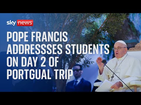 Watch live: Pope Francis meets with young people in the Scholas Occurentes Headquarters,  Cascais