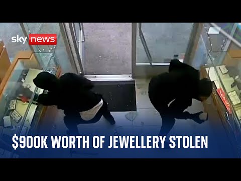 California: Robbers steal $900k worth of jewellery