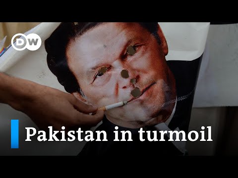 Khan behind bars: “If there were elections today, he would win by two thirds” | DW News