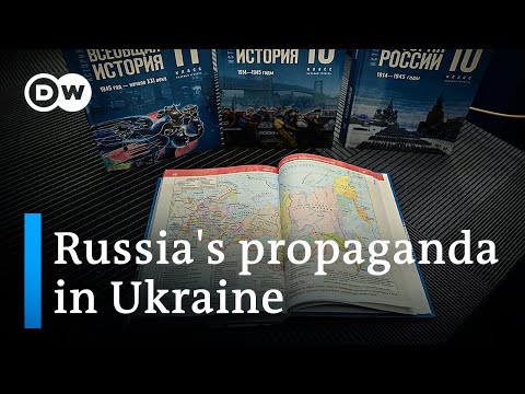 How Russian propaganda tries to influence people in Ukraine’s occupied territories | DW News