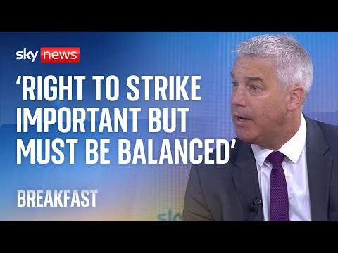 Health secretary: ‘Right to strike is important’, but must be balanced with ‘right of patients’