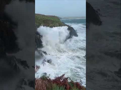 Waves soak Storm Agnes onlookers