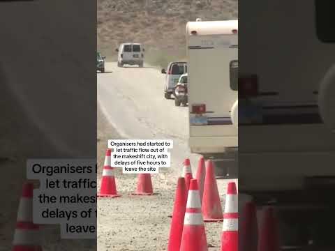 Thousands of Burning Man revelers begin exodus after flooding