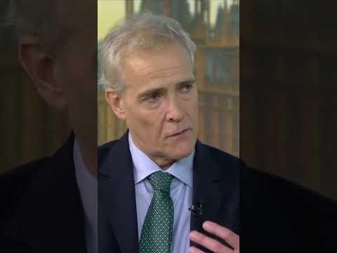 Wandsworth prison ‘really needs closing’, says chief inspector of prisons