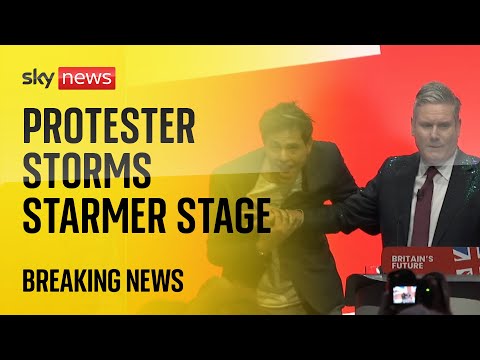 BREAKING: Protester throws glitter over Sir Keir Starmer