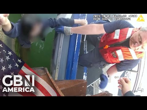Woman rescued from being stuck under Brooklyn Pier by NYPD Officers #gbnamerica #nyc