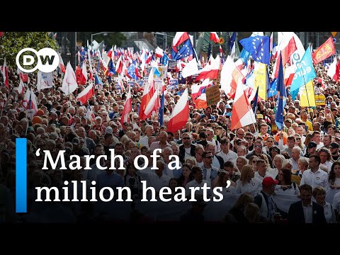 Huge rally in Warsaw for opposition party coalition | DW News
