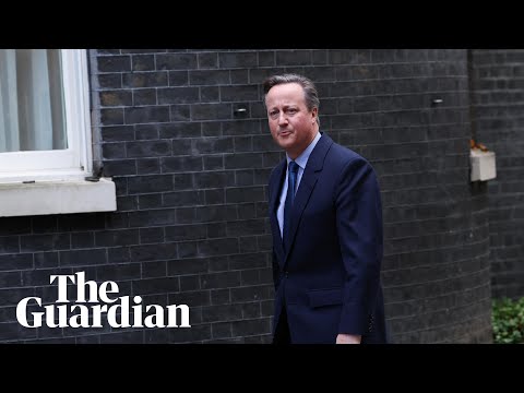 David Cameron seen entering 10 Downing Street amid government reshuffle