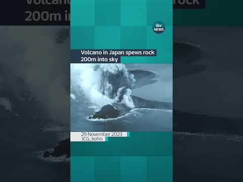 Volcano in Japan spews rock 200m into sky on the Niijima Island #ITVNews #Japan #volcano