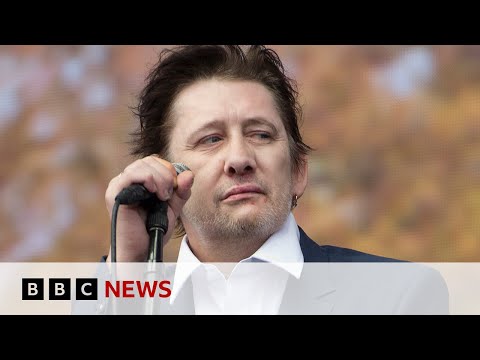 The Pogues singer Shane MacGowan dies aged 65 | BBC News