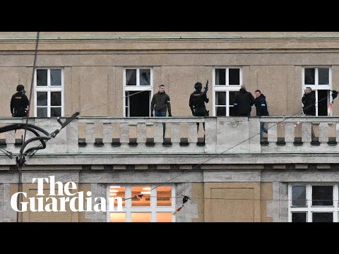 Gunman kills 14 in Prague university shooting