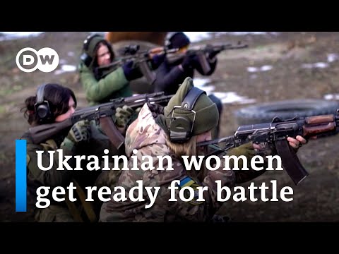 Women in the army: Is this enough to keep up troop numbers in Ukraine? | DW News