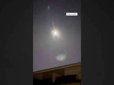 Asteroid lights up night sky in Berlin | DW Shorts