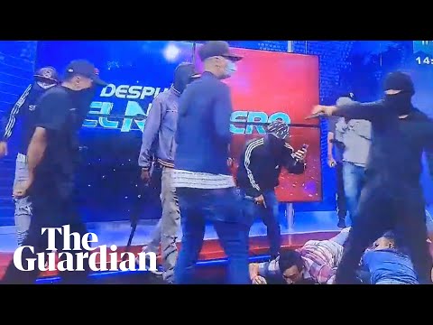 Footage shows armed gang storming studio live on Ecuadorian TV station
