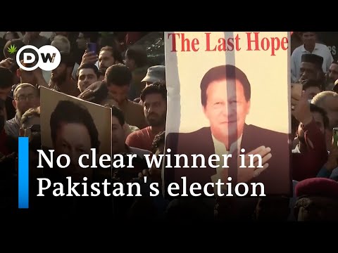 Pakistan: Both PTI and Muslim League lack majority and are seeking coalition partners | DW News