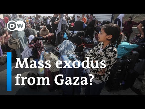 Egypt ‘prepares to receive Palestinian refugees’ along Gaza border | DW News