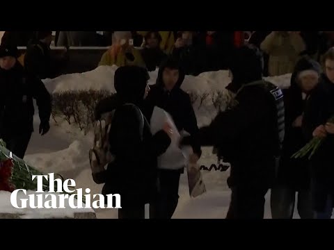 Russia: activist detained seconds after attempting protest at Navalny commemoration