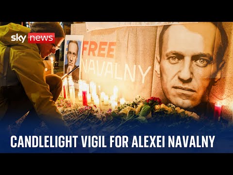 Candlelight vigil for Alexei Navalny held in Rome