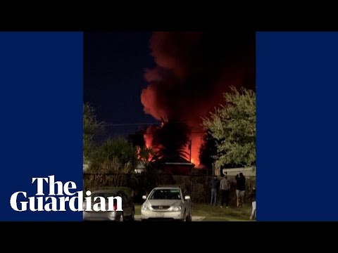 Deadly crash of small plane in Florida sets mobile home ablaze