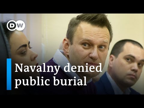 Kremlin gives Navalny’s mother ultimatum for secret burial | DW News