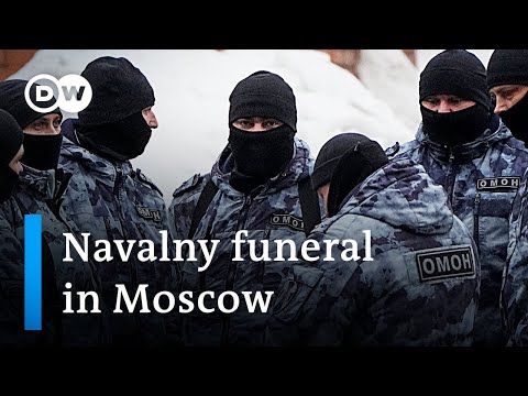Navalny funeral heavily guarded by Russian security forces | DW News