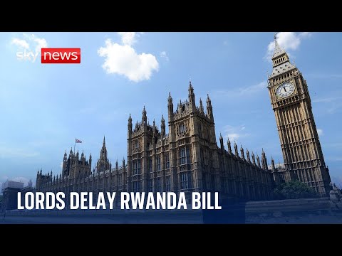 Lords delay Rwanda bill to next week in blow to Rishi Sunak’s agenda