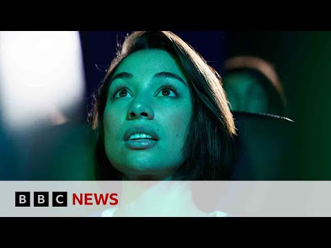 Watch the movie that rewrites itself | BBC News